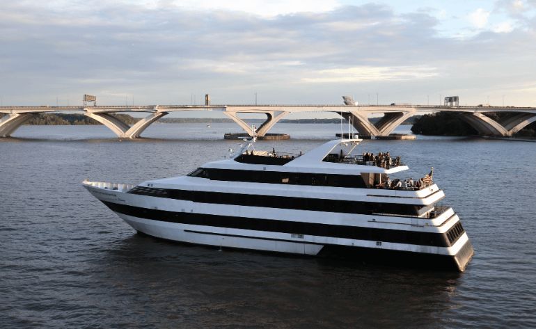 Scenic Dinner Cruise Washington DC