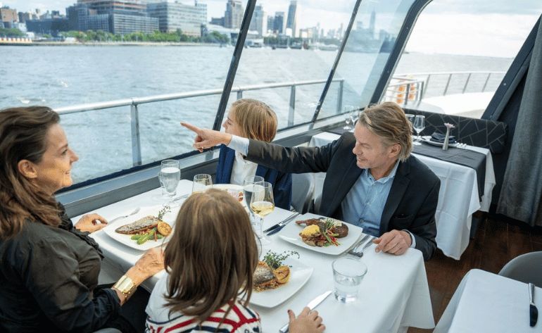 Bateaux Premier Lunch Cruise, New York - 2 Hours