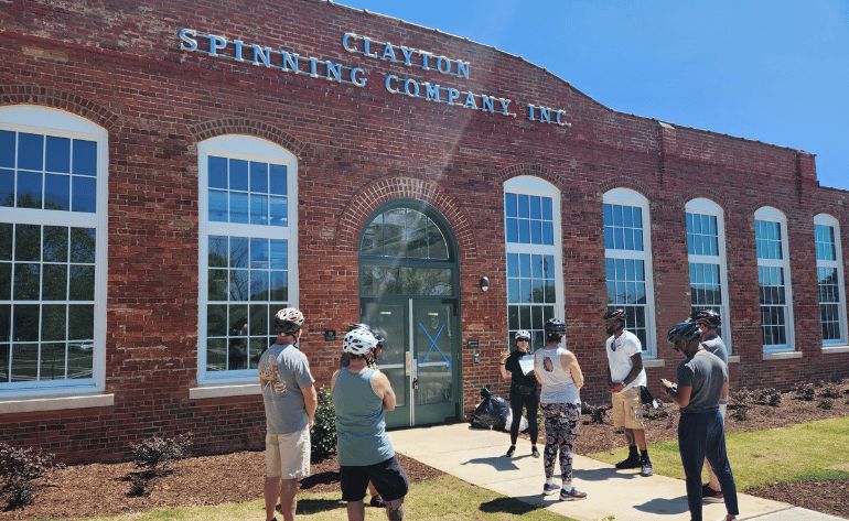 Guided E-Bike Ride Ghosts, History and Scenery, Raleigh - 3 Hours