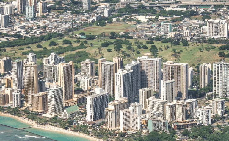 Sights and Shopping Slingshot Tour, Oahu - 8 Hours