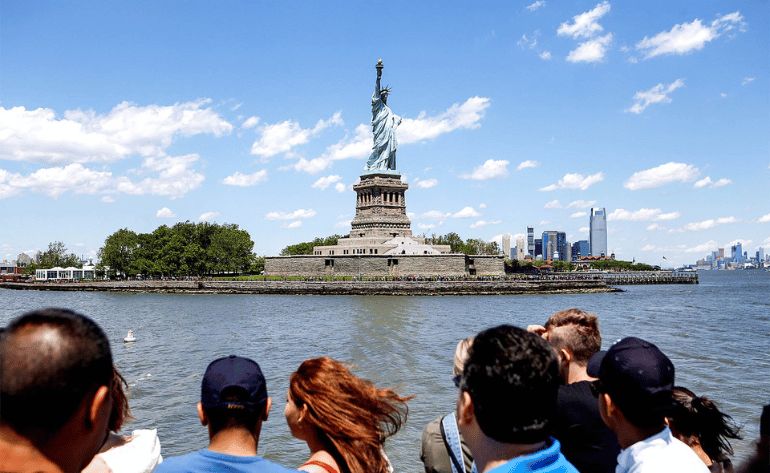 New York Sightseeing Cruise - 90 Minutes