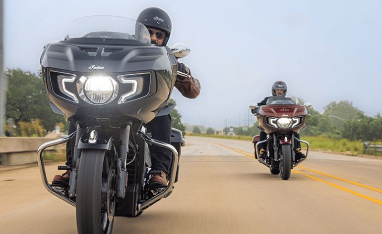 Indian Challenger LTD Rental Waikiki Hawaii Motorcycle rental Oahu
