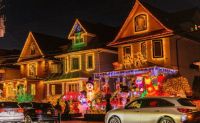 Bus Tour New York City, Dyker Heights Christmas Lights - 3.5 Hours