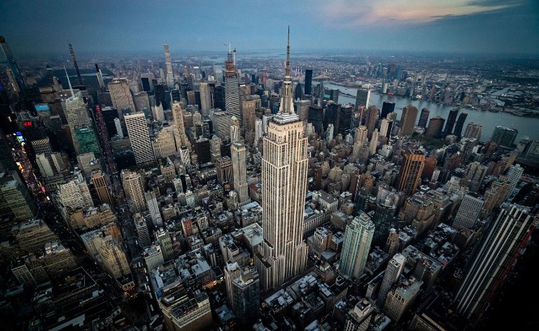 Private Helicopter Tour Westchester to NYC - 45 Minutes