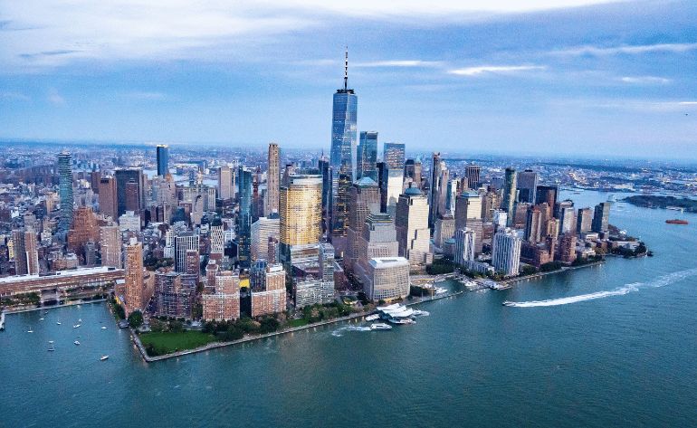 Private Helicopter Tour Westchester to NYC - 30 Minutes