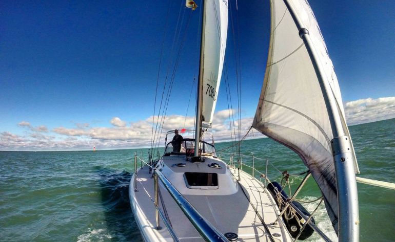 Chicago Sailing Private Charter Day - 2 Hours (WEEKEND)