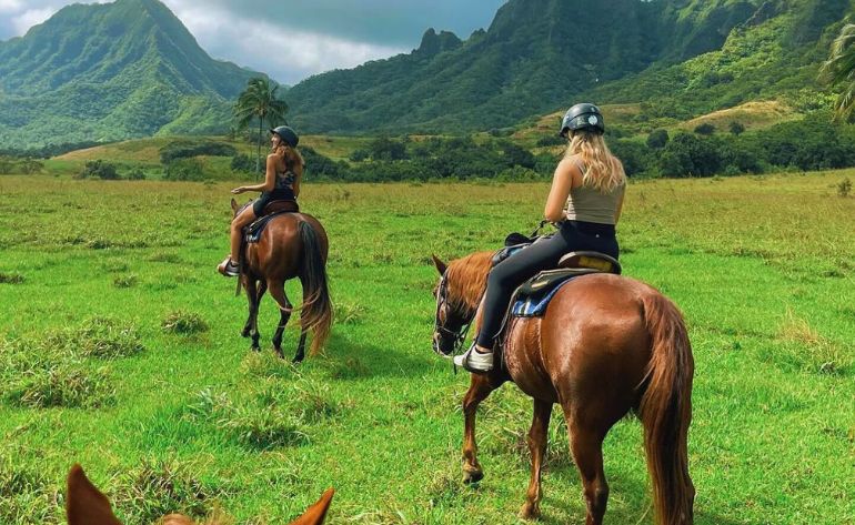 Horseback Riding Oahu, Kualoa Ranch - 2 Hours