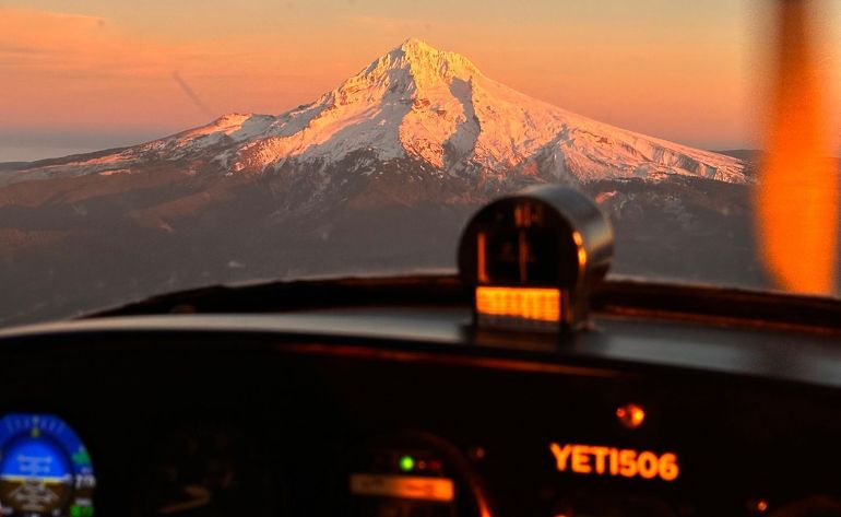 Private Plane Tour Downtown Portland, Columbia River Gorge - 90 mins