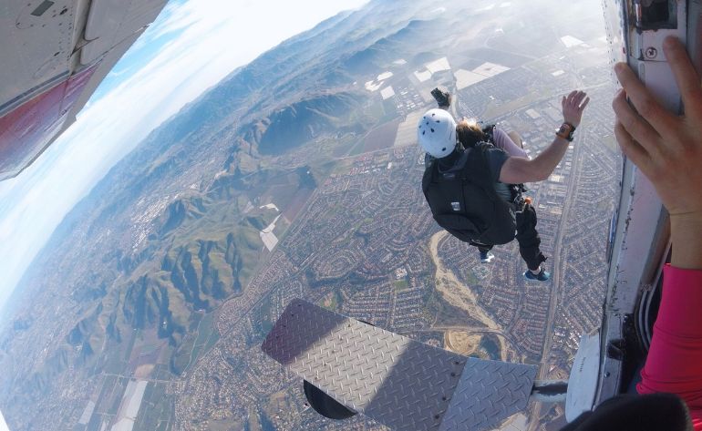 Skydive Los Angeles, Weekend - 10,000ft Jump