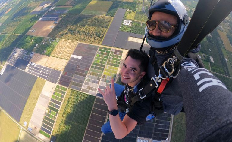 Skydiving Miami - 10,000ft Weekday Jump