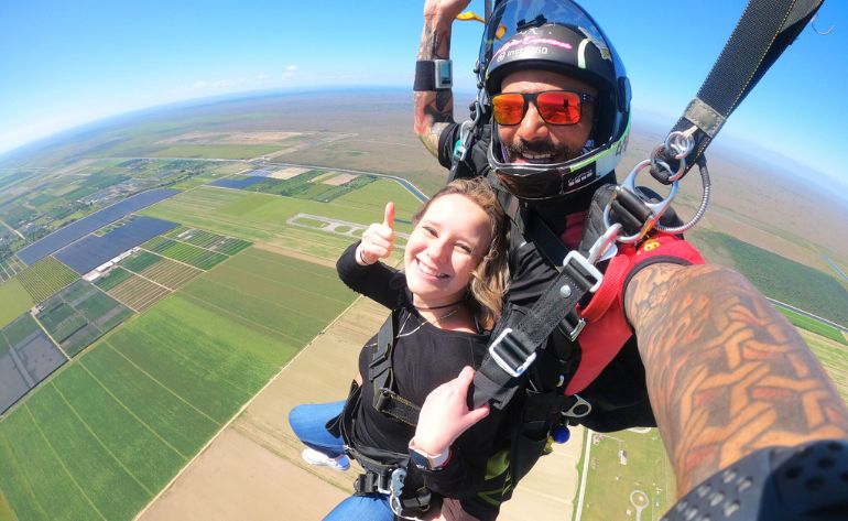 Skydiving Miami - 10,000ft Weekend Jump