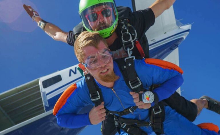 Skydiving Dallas Tandem Jump (Weekend)