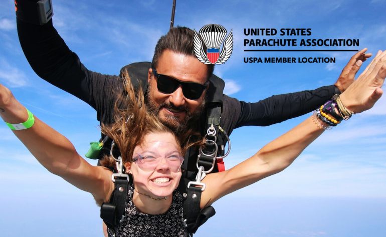 Skydiving in Chicago - 14,000ft