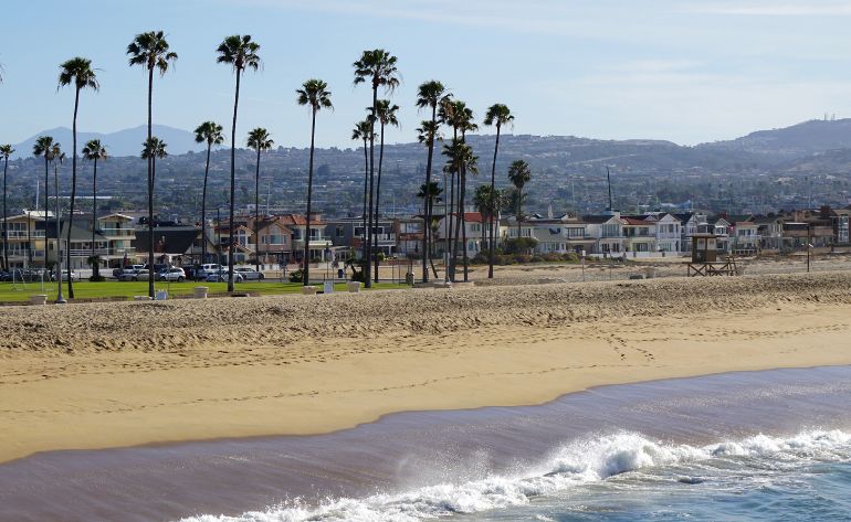 Private Helicopter Tour Los Angeles, Orange County - 45 Minutes