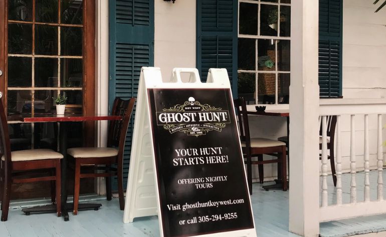 Walking Tour Key West, Ghost Hunt Adventure - 1.5 Hours