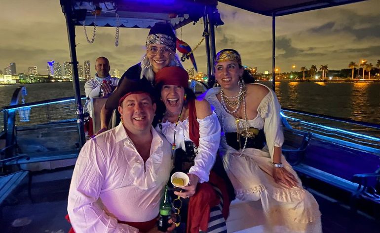 Miami Evening Sightseeing Cruise - 1 Hour 20 Minutes