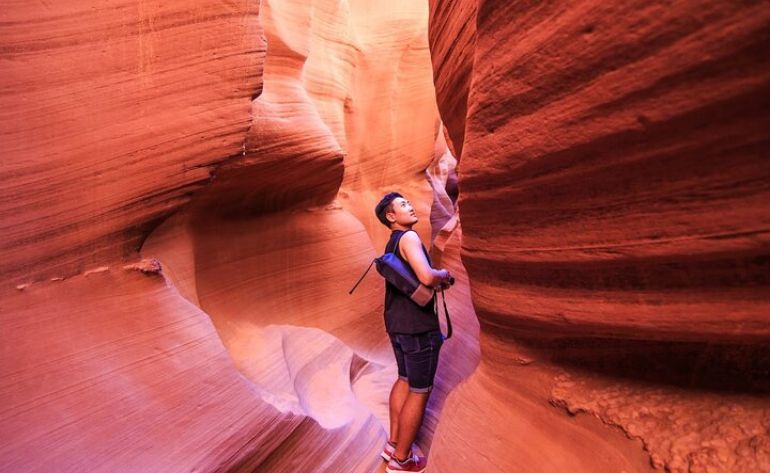 Antelope Canyon and Horseshoe Bend Tour from Las Vegas - 1 Day