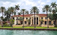 Miami Skyline Cruise of Millionaire's Home & Biscayne Bay - 75 Minutes
