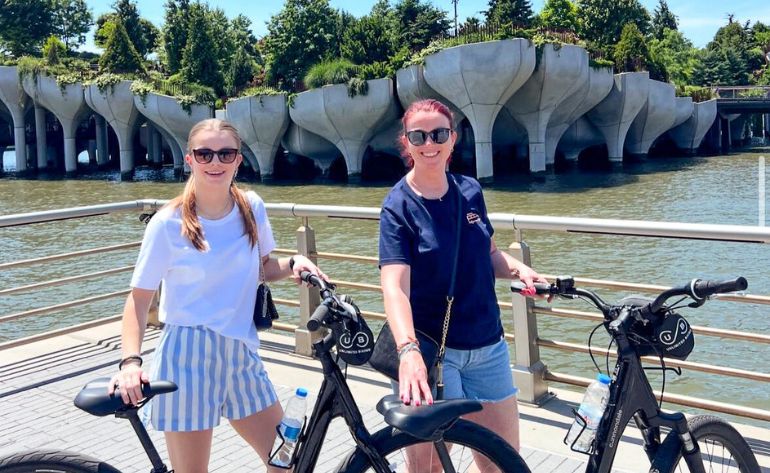 New York Highlights Bike Tour - 3.5 Hours