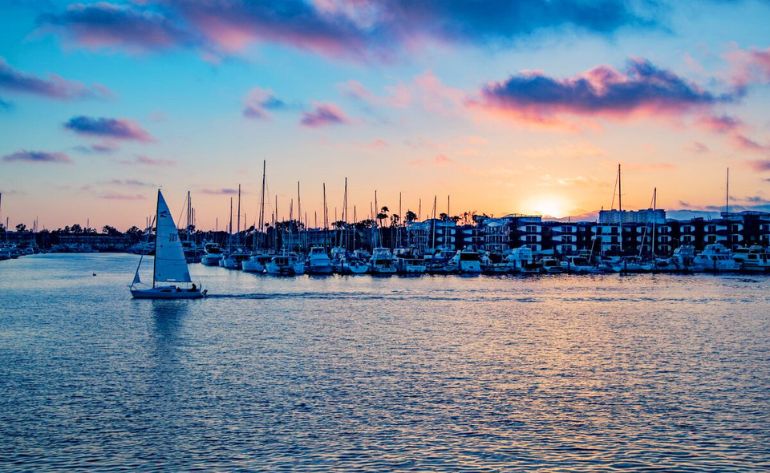 Signature Dinner Cruise Marina Del Rey - 2.5 Hours