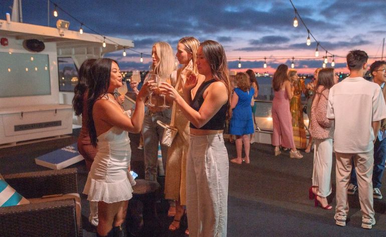 Dinner Cruise Newport Beach - 3 Hours