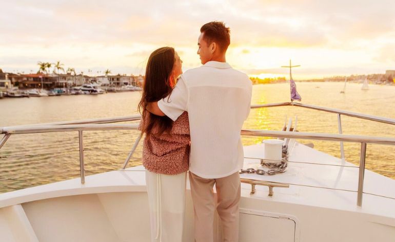 Dinner Cruise Newport Beach - 3 Hours
