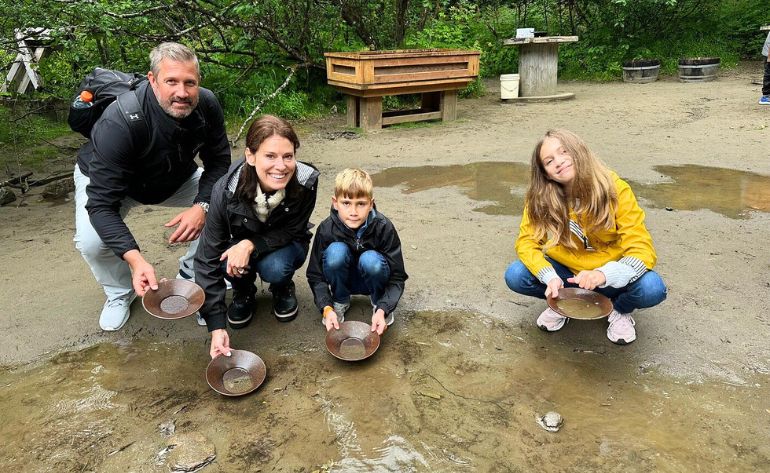 Gold Mining & Panning Adventure, Juneau - 90 Minutes