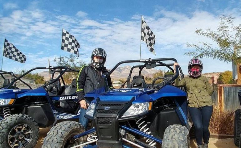 Guided UTV Off-Road Adventure Pioneer Saloon, Las Vegas - 5 Hours (2-seater)