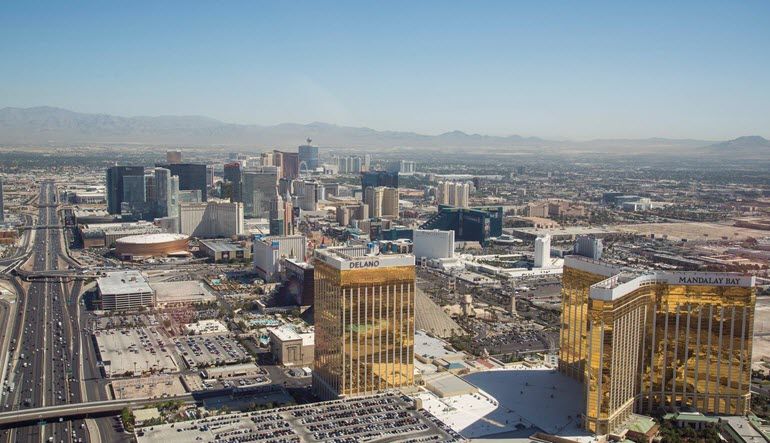 Helicopter Tour Las Vegas City Skyline