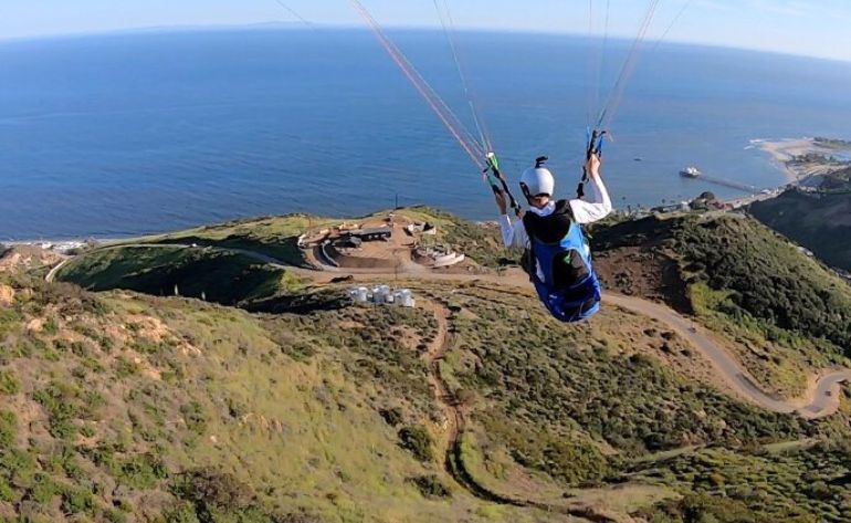 TandemParaglidingMalibu.webp