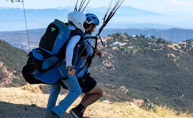 Tandem Paragliding with Instructor Malibu Cliffs, 2 Hours