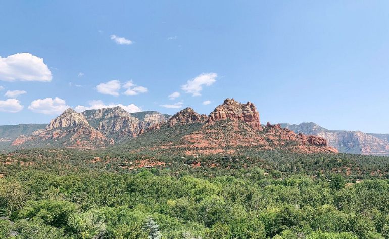 Bus Tour Grand Canyon & Sedona Shared Scenic - 13 Hours