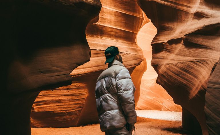 Plane Tour Las Vegas To Antelope Canyon - 9 Hours