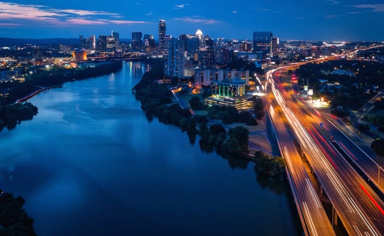 Private Helicopter Tour City Lights, Downtown Austin - 20 Minutes