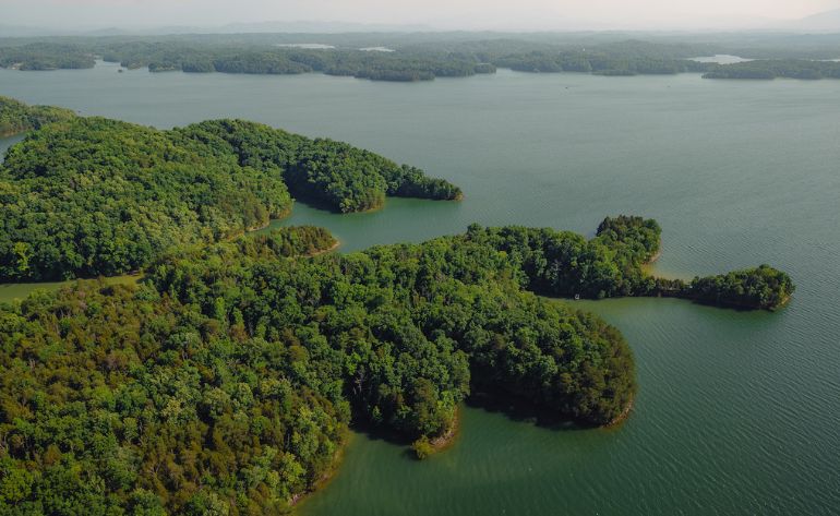 Lake and Mountain Helicopter Tour, Sevierville - 25 Mins