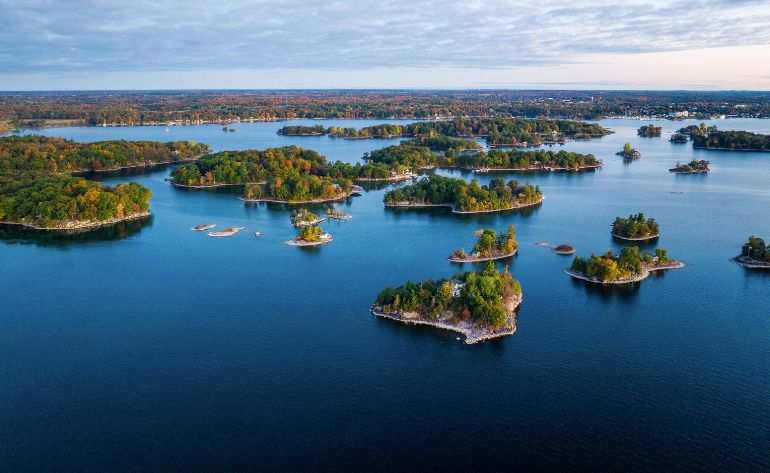 Helicopter Tour Cocoa Beach, Thousand Islands Flight - 17 Minutes