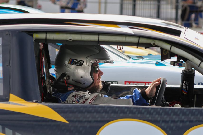 NASCAR Drive, 8 Minute Time Trial - Gateway Motorsports Park
