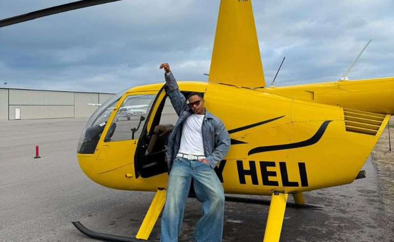 HelicopterTourNashvilleSkyline.webp