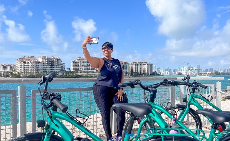 Miami Beach e-Bike Rental - 4 hours