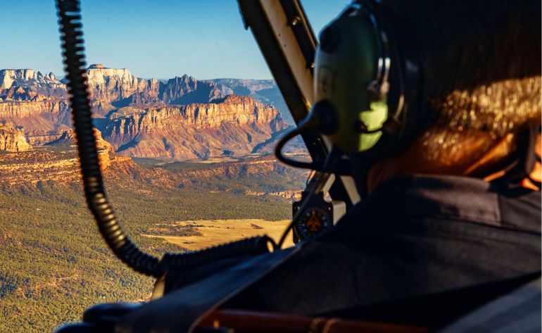 Helicopter Tour, Lake Powell - 2 Hours