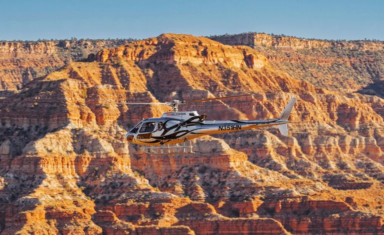 Helicopter Tour, Lake Powell - 2 Hours