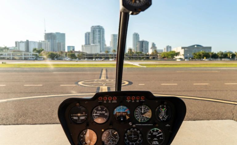 Helicopter Tour, Grand St. Petersburg Flight - 45 Miles