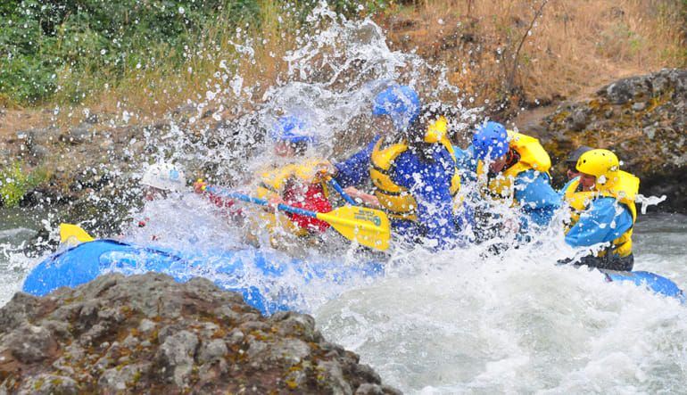 Whitewater Rafting Seattle Tieton River Splash