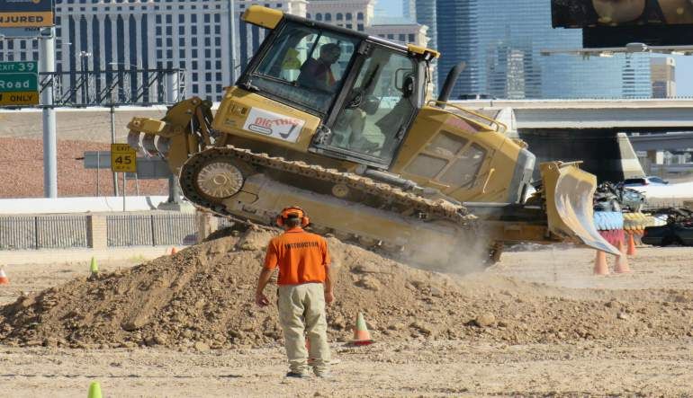 Drive An Excavator AND Bulldozer, Las Vegas - 3 Hours