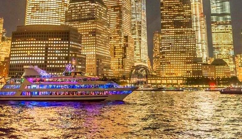 Saturday Dinner Cruise New York City - 3 Hours Lights