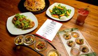 Las Vegas Foodie Walking Tour - Downtown Lip Smacking Tour Sample