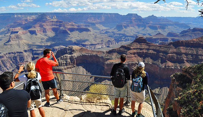 Skydive the Grand Canyon - 16,000ft Jump with Coach Tour from Las Vegas