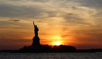 Statue of Liberty & NYC Skyline Sunset Cruise - 1.5 Hours