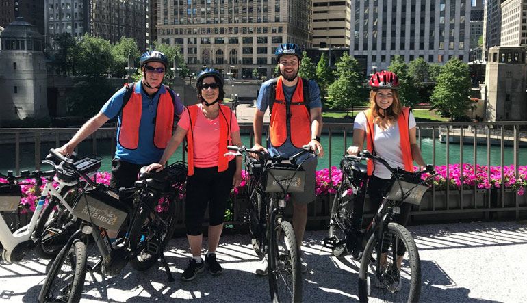Chicago Bike Tour, Signature Bites and Brews - 4 Hours