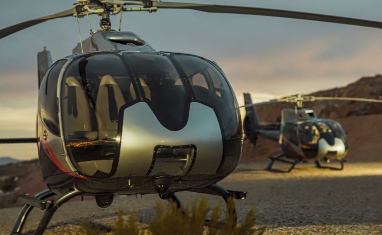 Helicopter Tour Sunset Red Rocks Landing and Vegas Strip - 1 Hour